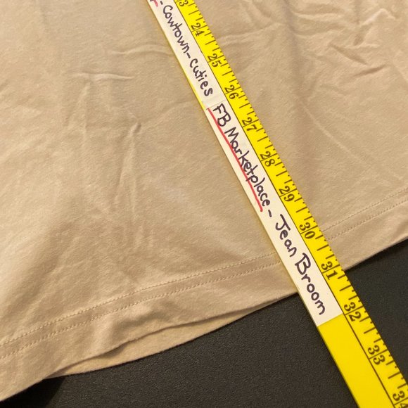 HALLOWEEN TSHIRT On a Dark Desert Highway Size Large Witch Silhouette Beige - Picture 7 of 8